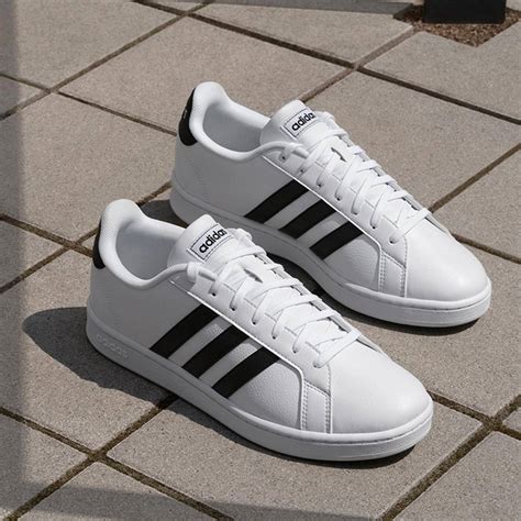 tenis adidas blancos hombre